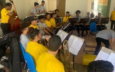 Lunes 24 de julio: Dentro del marco de las Fiestas Patronales Santiago Apóstol “El Mayor”, se realizó una presentación y conversatorio de la Big Band Jazz Simón Bolívar para profesores y estudiantes del ICA.